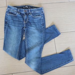 Hollister Low-Rise Super Skinny Jeans